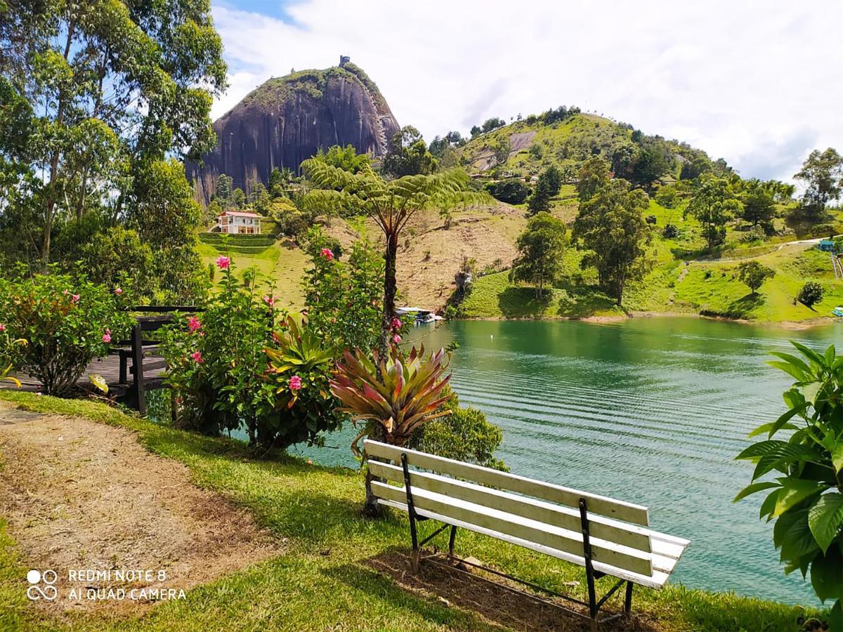 Ecolodge Bahia Del Penon Guatapé Zewnętrze zdjęcie