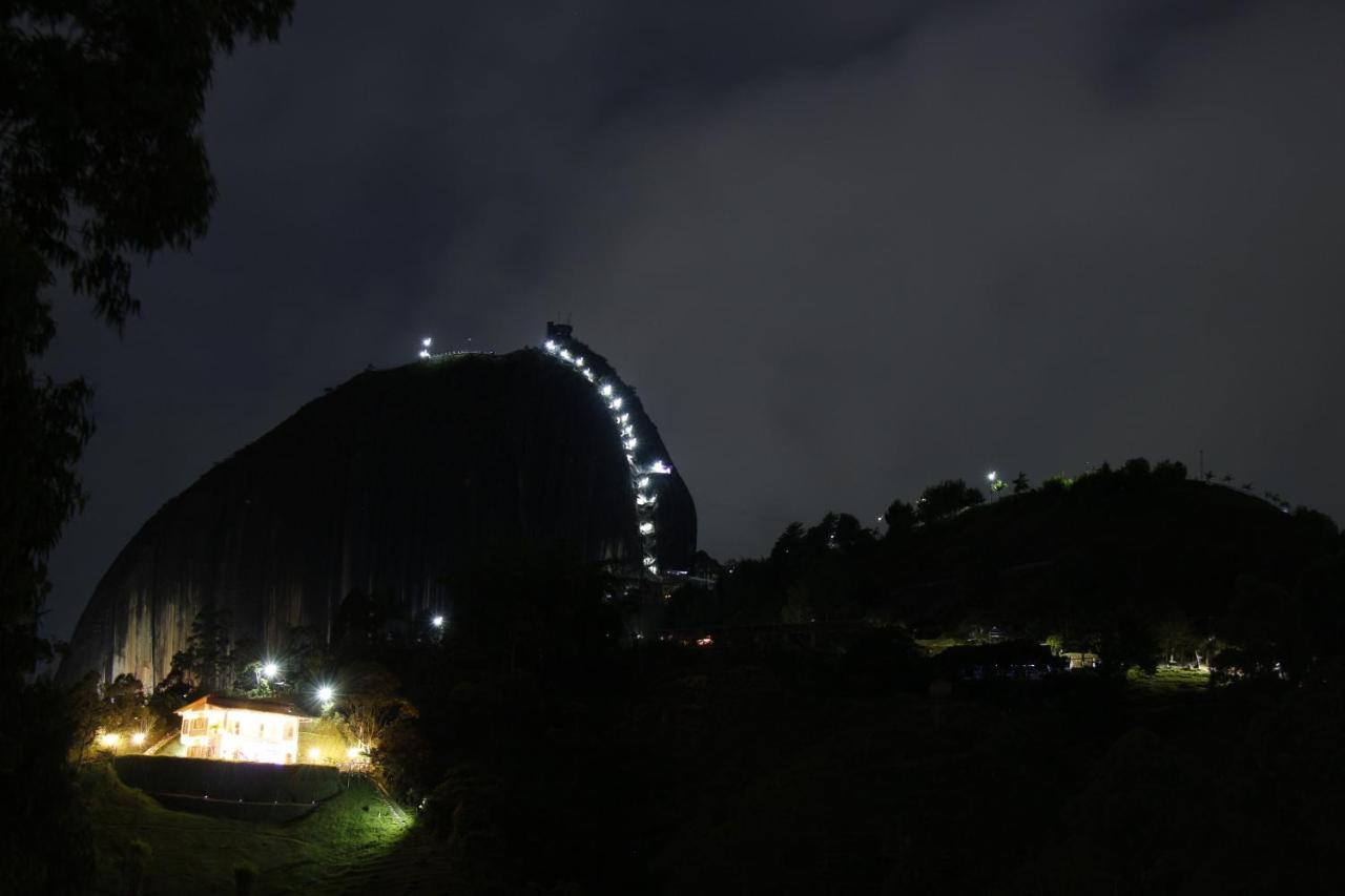 Ecolodge Bahia Del Penon Guatapé Zewnętrze zdjęcie