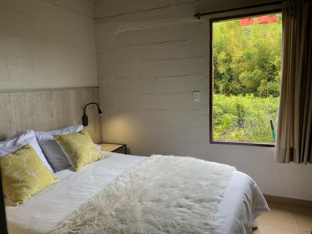 Ecolodge Bahia Del Penon Guatapé Zewnętrze zdjęcie