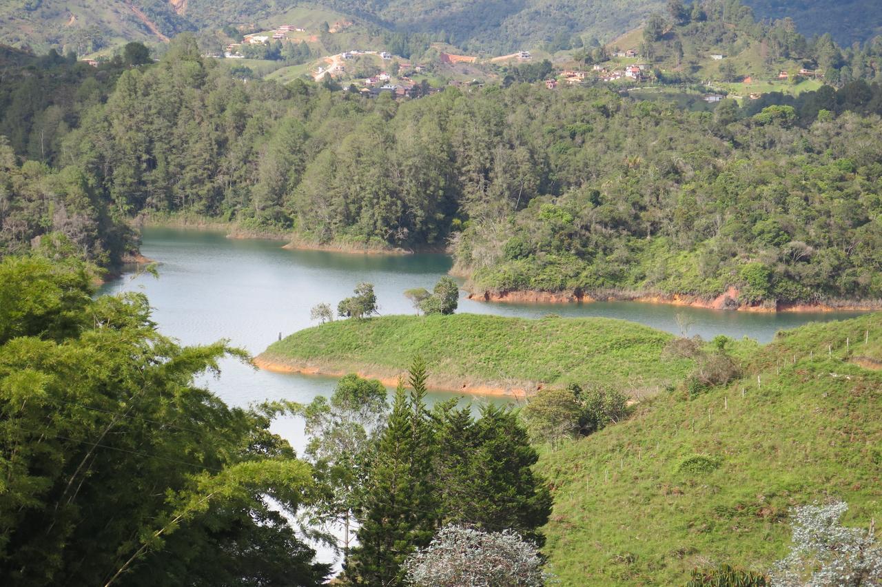 Ecolodge Bahia Del Penon Guatapé Zewnętrze zdjęcie