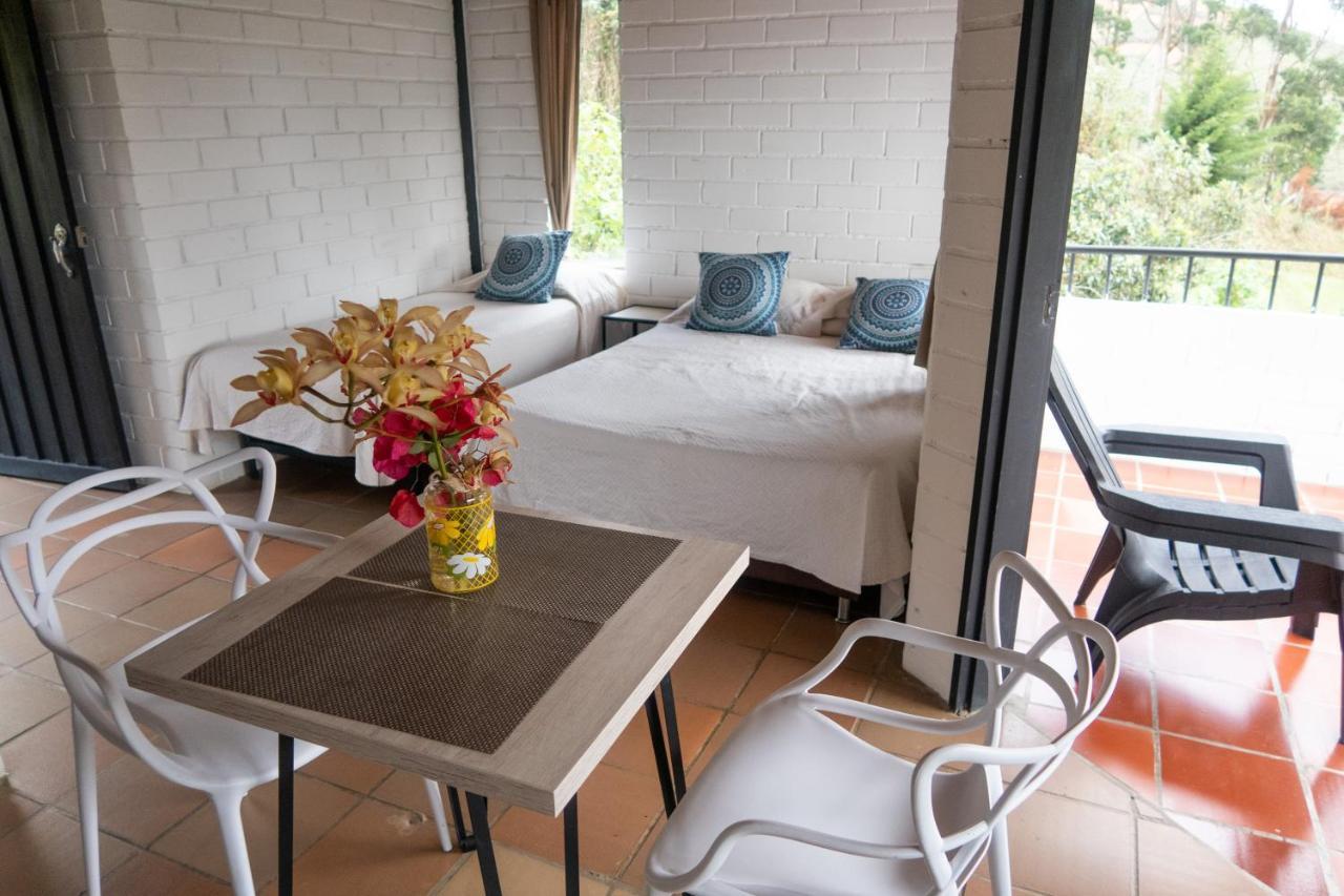 Ecolodge Bahia Del Penon Guatapé Zewnętrze zdjęcie